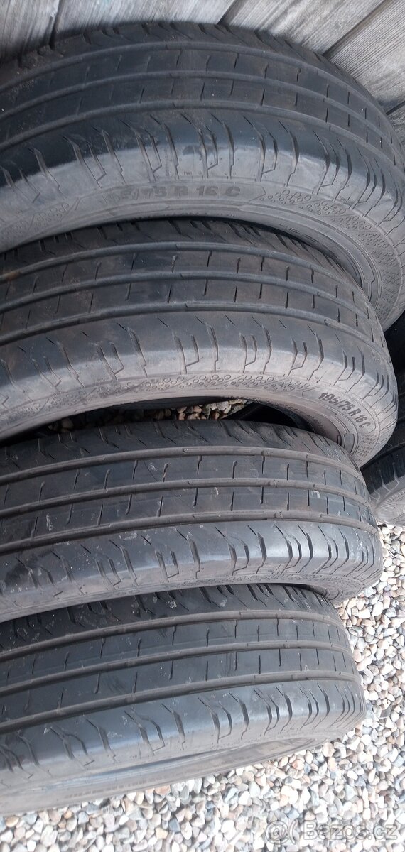 PRODÁM 4KS LETNÍ PNEU CONTINENTAL195/75/16C VHODNÉNA DODÁVKU - 14