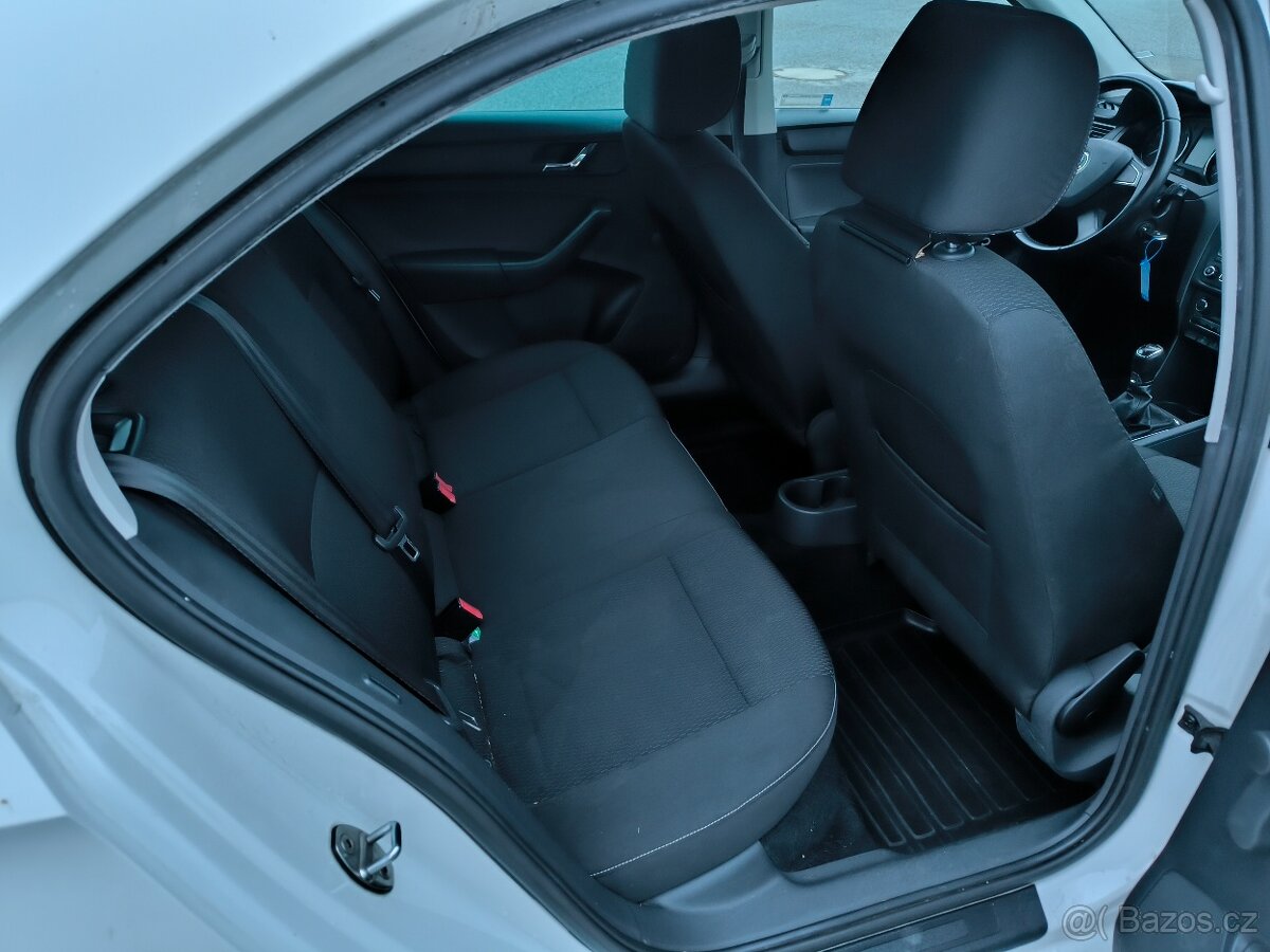 ŠKODA RAPID 1.2 TSI 63kw, r.v. 2013, DOBRÝ STAV, PŮVOD ČR - 14