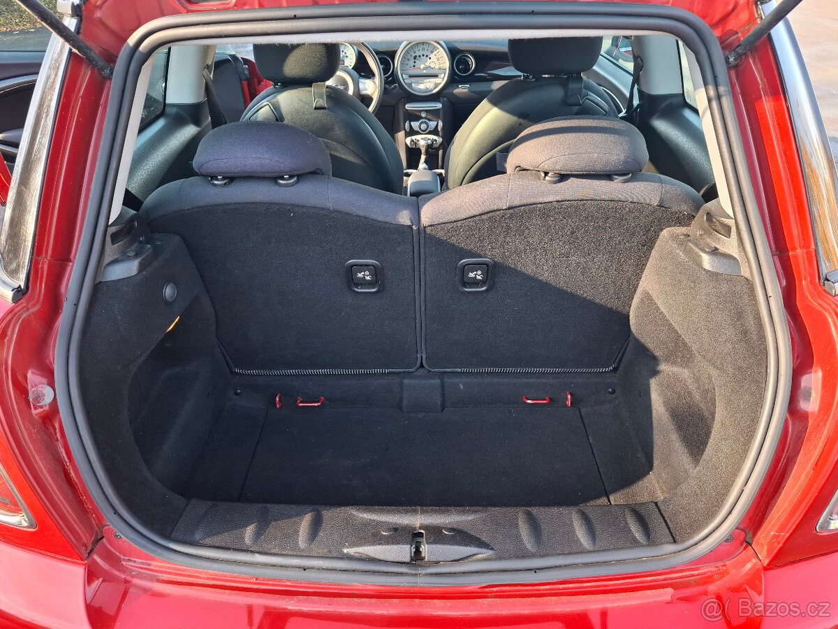Mini Cooper 1.6 88kW,klimatizace,vyhřívané sedačky - 14