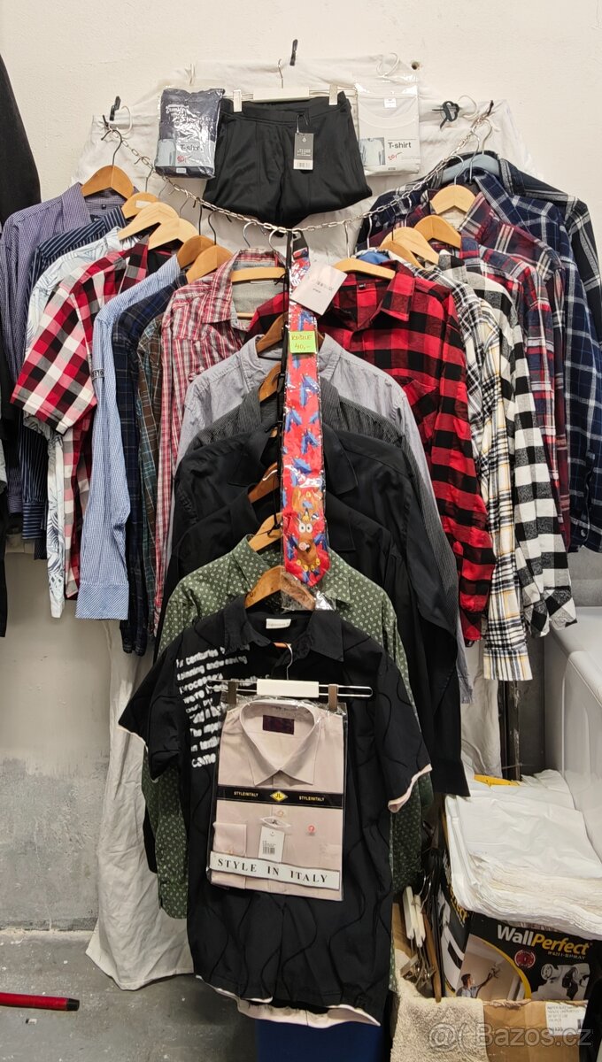 Dámské i pánské oblečení. - 14