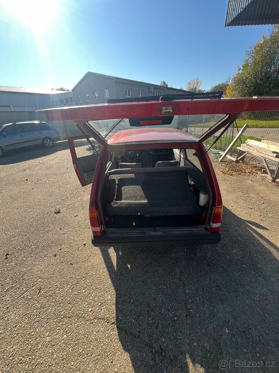 Reliant Robin - 14