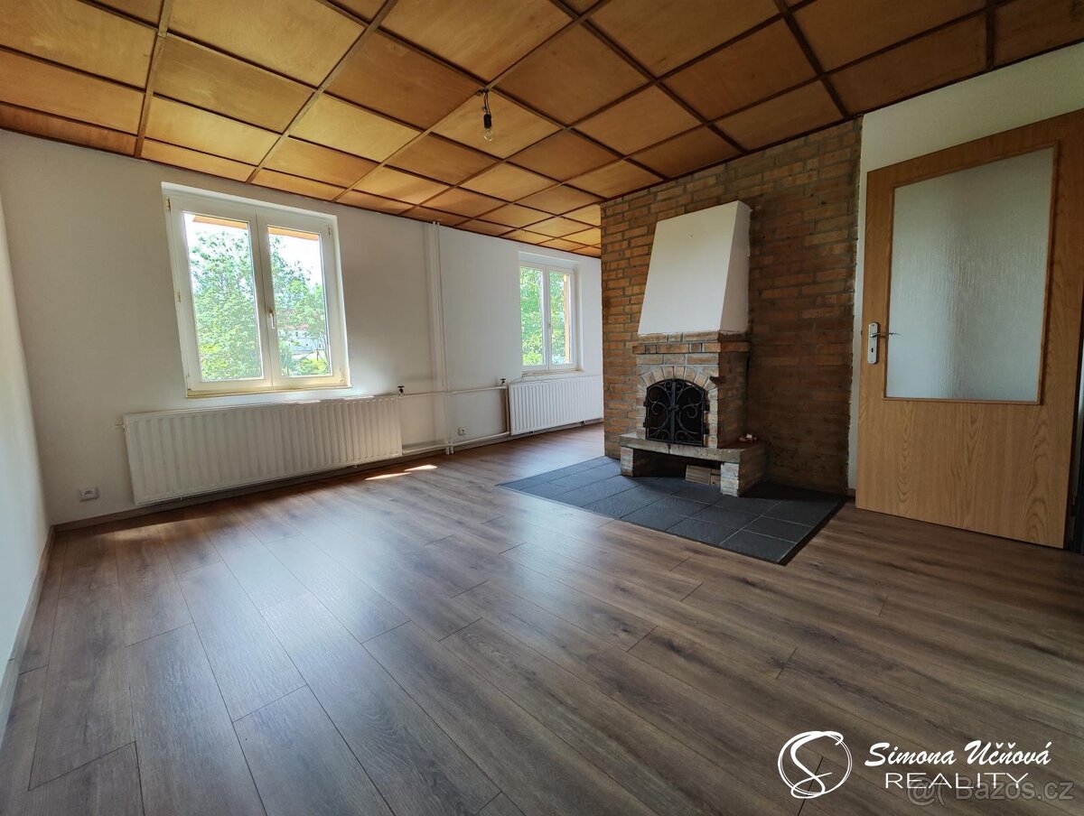 Prodej rekreačního domu s vedlejšími stavbami v Úštěku, míst - 14