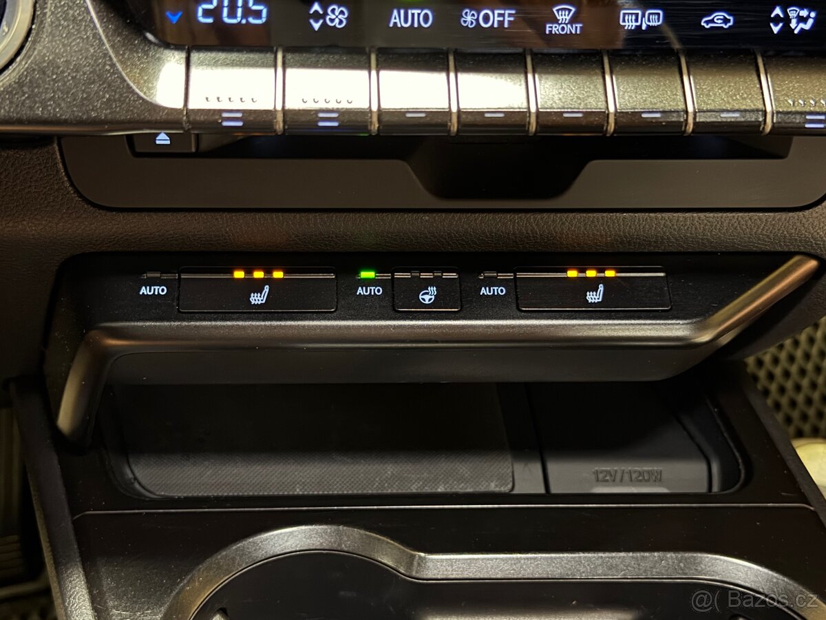 Lexus UX 250h - 14