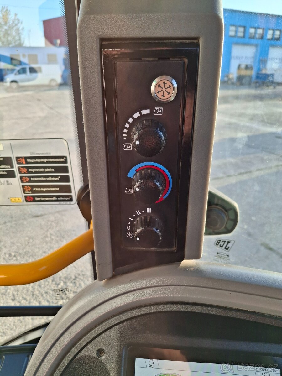 JCB 4CX PRO AEC - 14