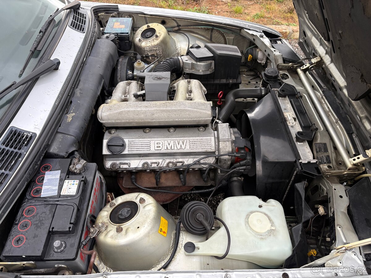 Prodám Bmw E30 316i 73kw coupe - 14
