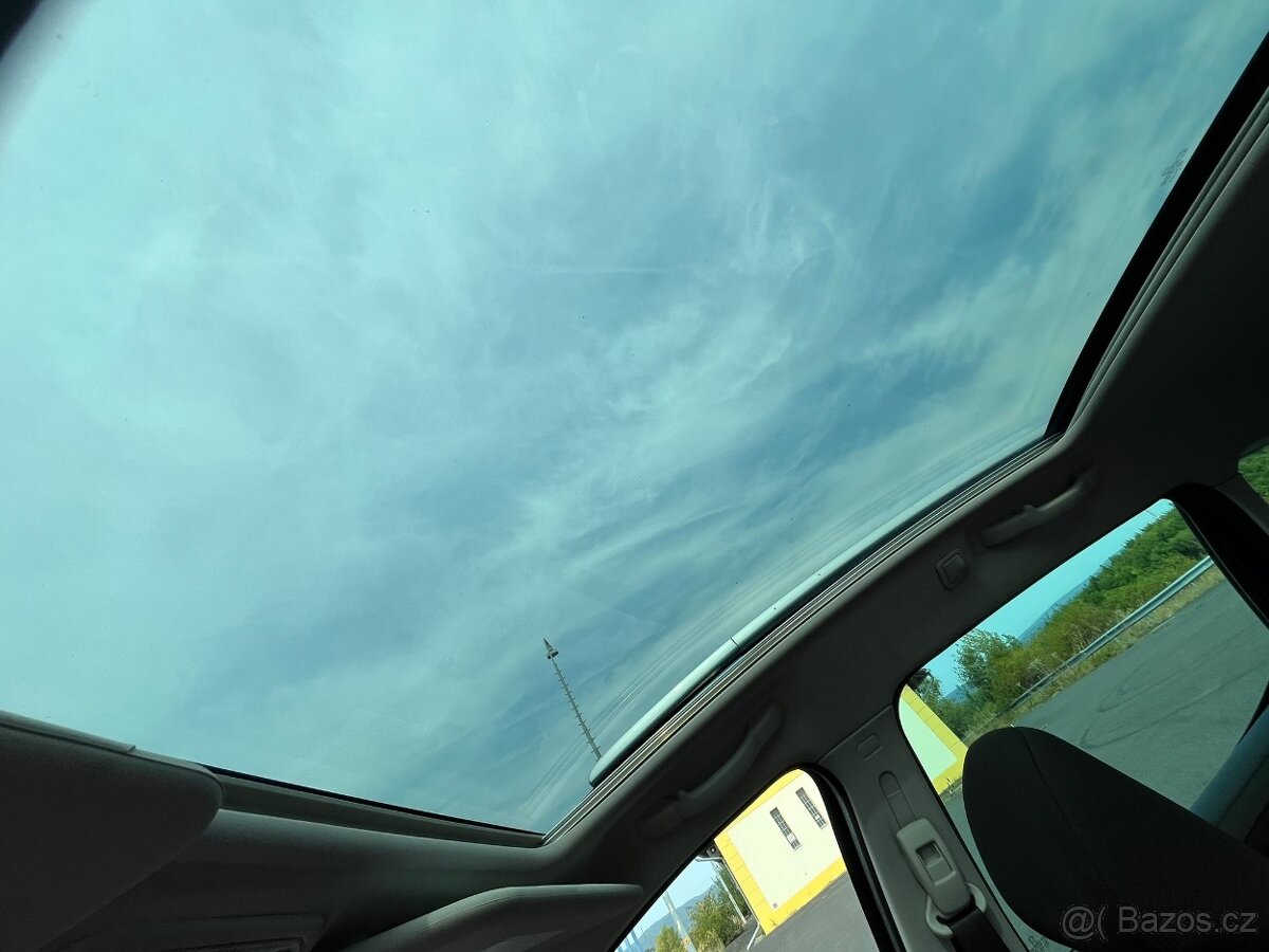 Peugeot 207SW 1,4i 70KW TAŽNÉ ZAŘÍZENÍ - 14