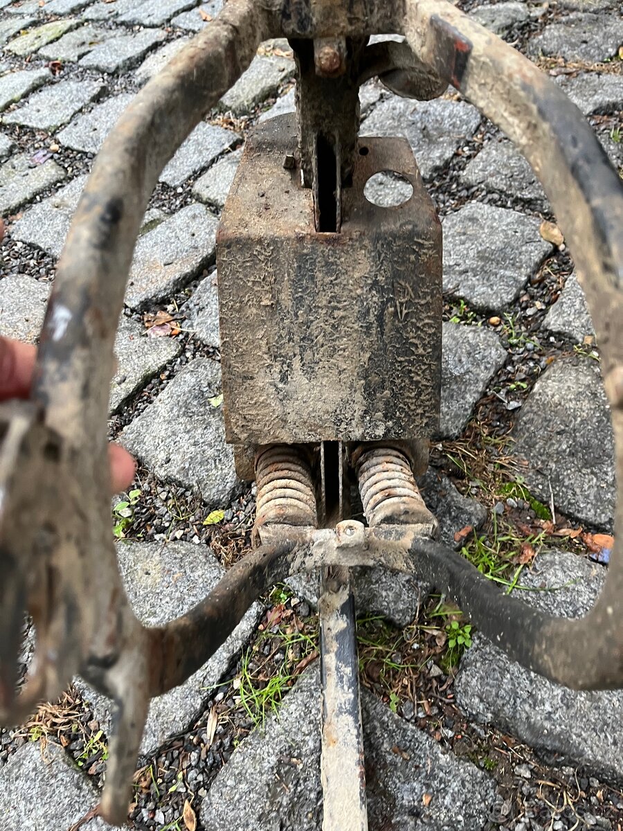 Kostra/rám Jawa pionýr 555 - 14