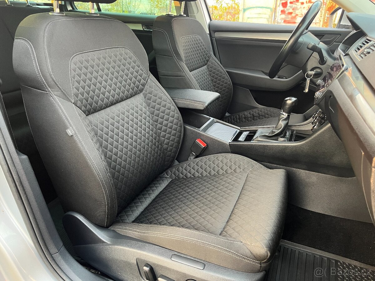 Škoda Superb 2.0tdi 140kw manuál po servisu nehavarované - 14