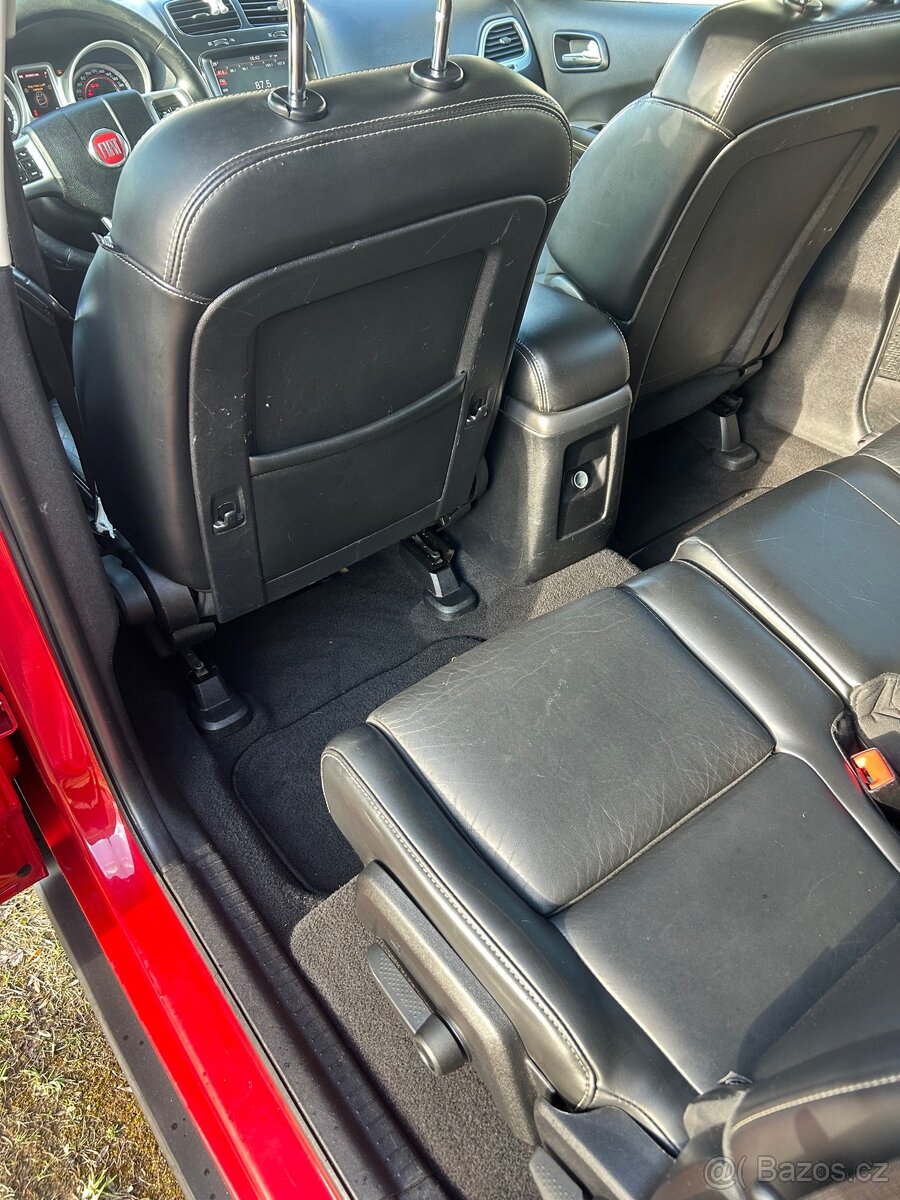 Fiat Freemont 2.0L 125kw AWD 7 míst - 14