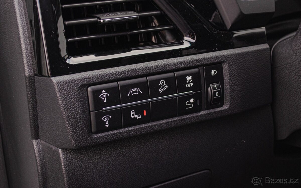 SsangYong Korando e-Motion Titanium 61.5 kWh - 14