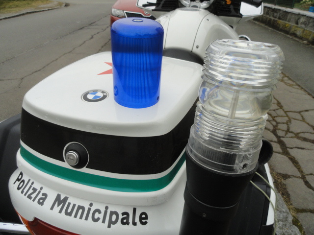 Policejní BMW R 850 RT, Itálie Miláno - 14