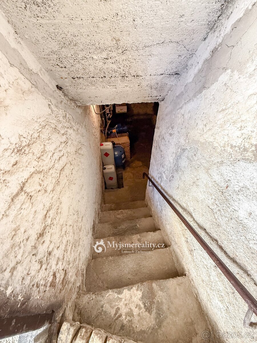 Prodej rodinného domu s pozemkem 923m², 3+1, 90 m², Šafov, o - 14