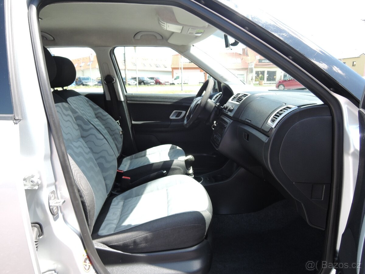 Škoda Fabia, 1,4i 16V Servis 1.maj. - 14