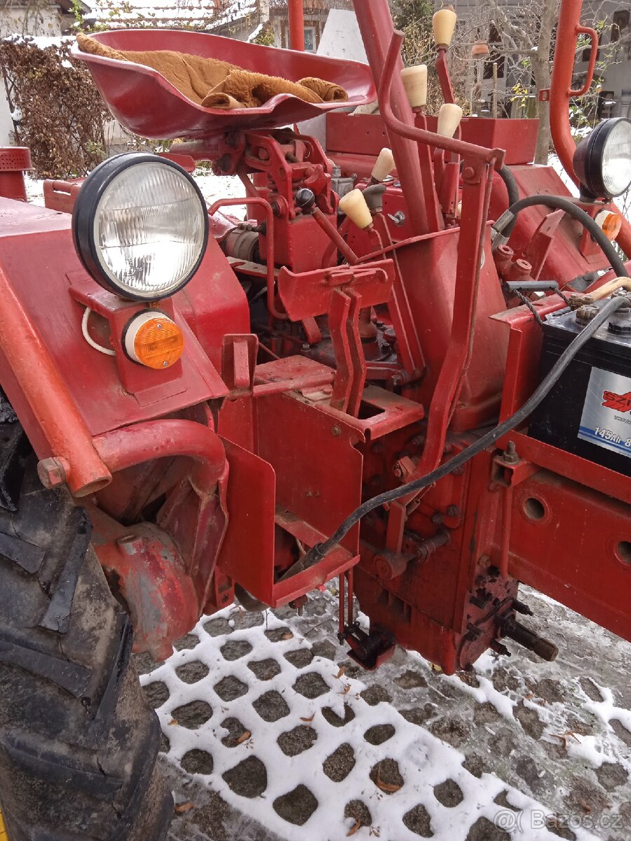 Traktor rs 09 / eres / nosic naradi rs 09 - 14