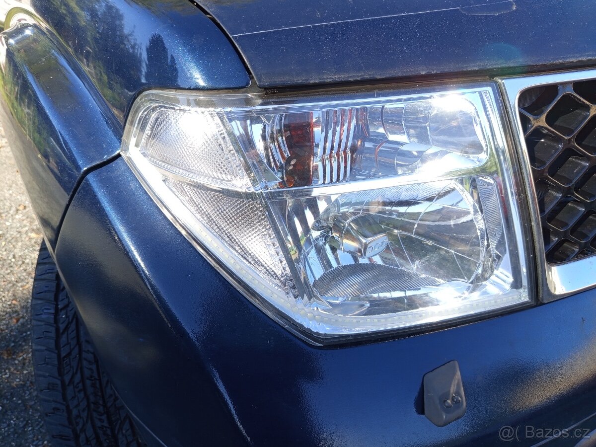 Nissan Pathfinder 2005 - 14