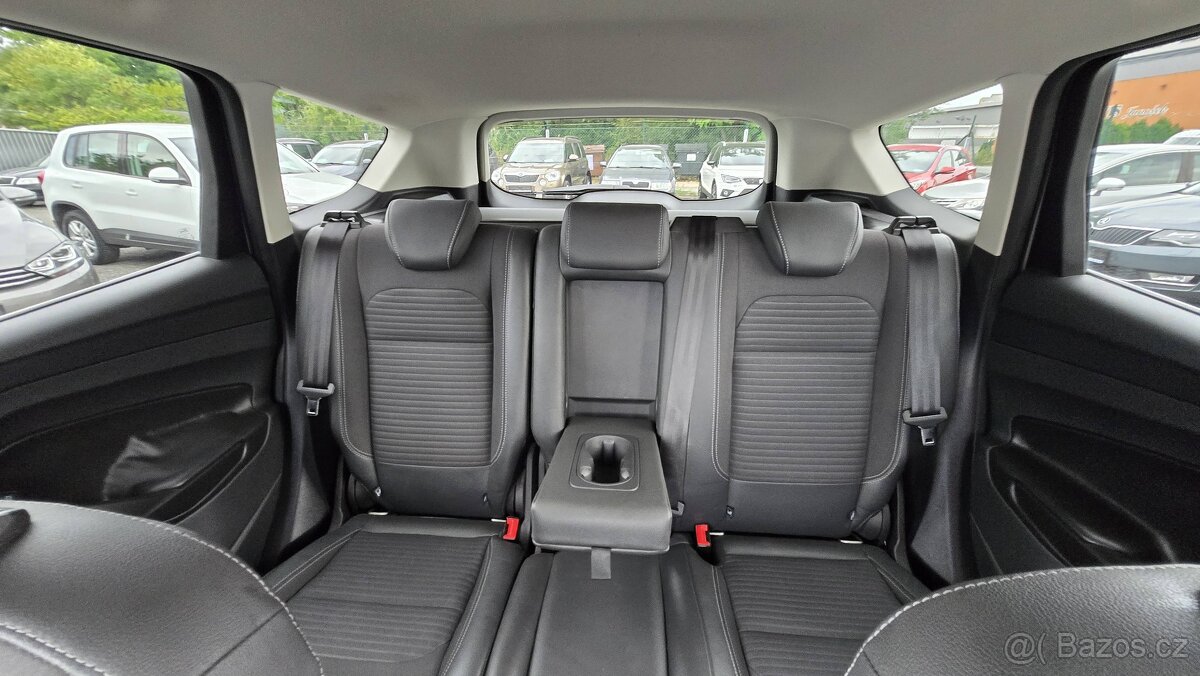 FORD KUGA 2.0TDCi TITANIUM 110KW 1MAJITEL - 14