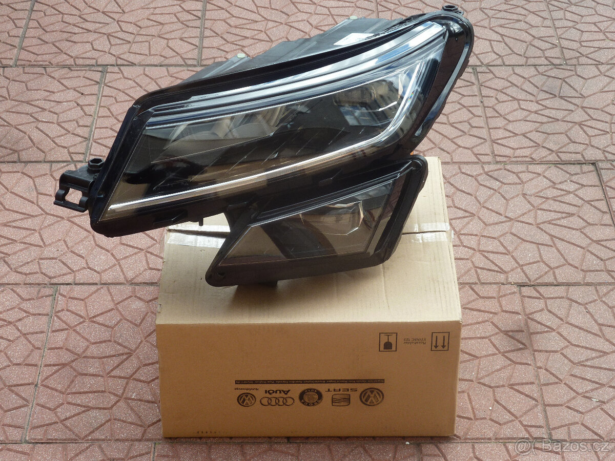 Škoda Kodiaq orig světlo lampa 566941015F 565945207A - 14