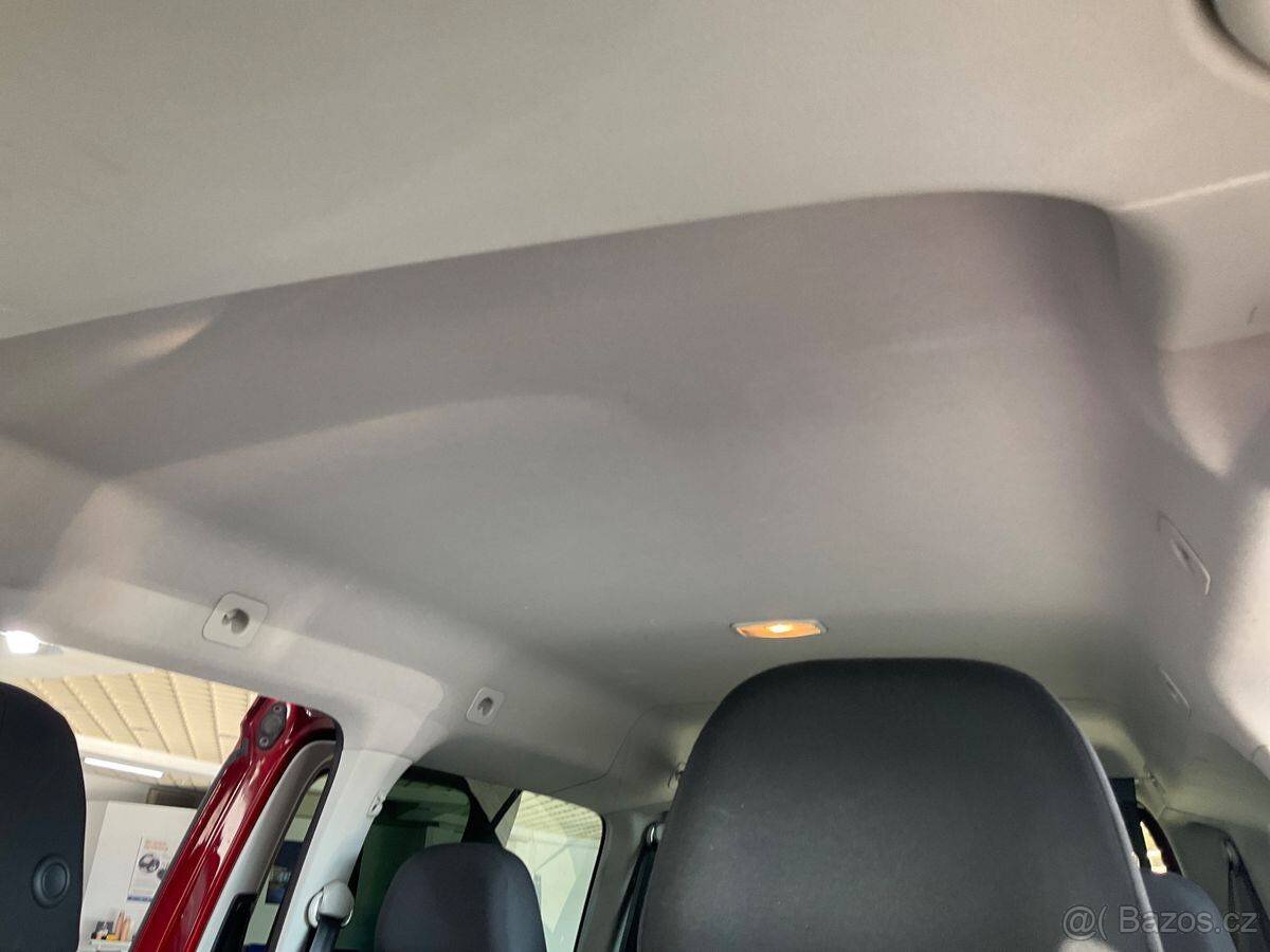 Caddy Maxi 2.0TDI 110kW,7míst,1.maj.serviska,tažné - 14