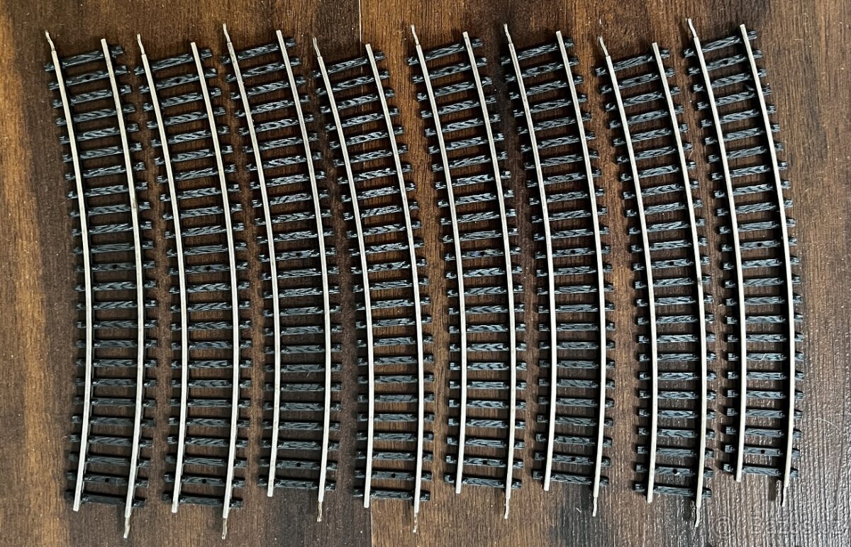 Železnice HO - vláčky, domečky, koleje - 14