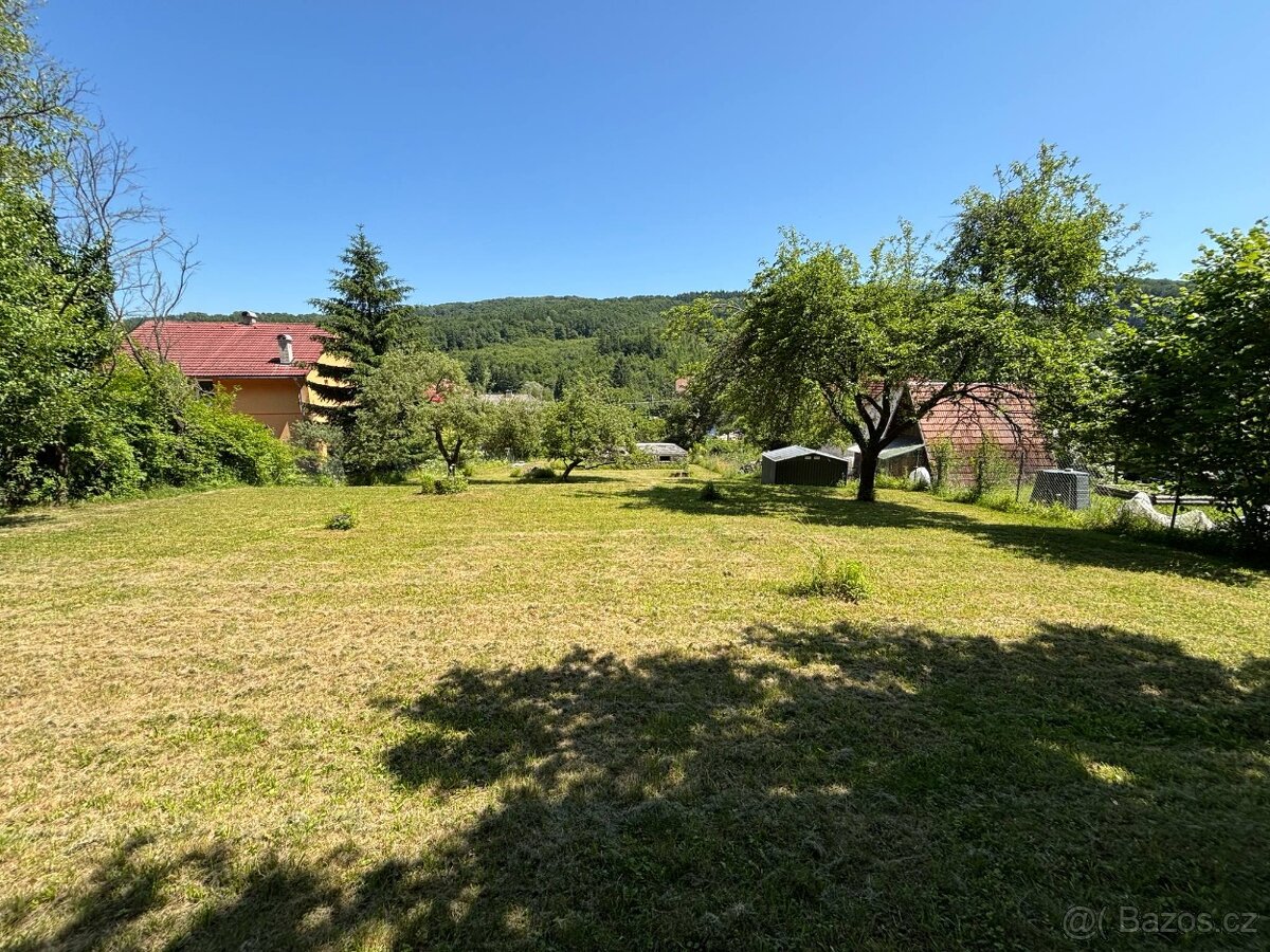 Prodej stavebního pozemku 1381 m² Strání - Květná - 14