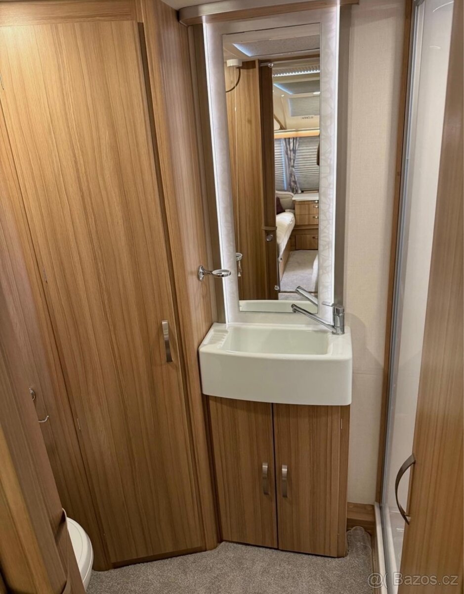 Luxusní zimní karavan Lunar Clubman CK 2019 – ALDE - 14