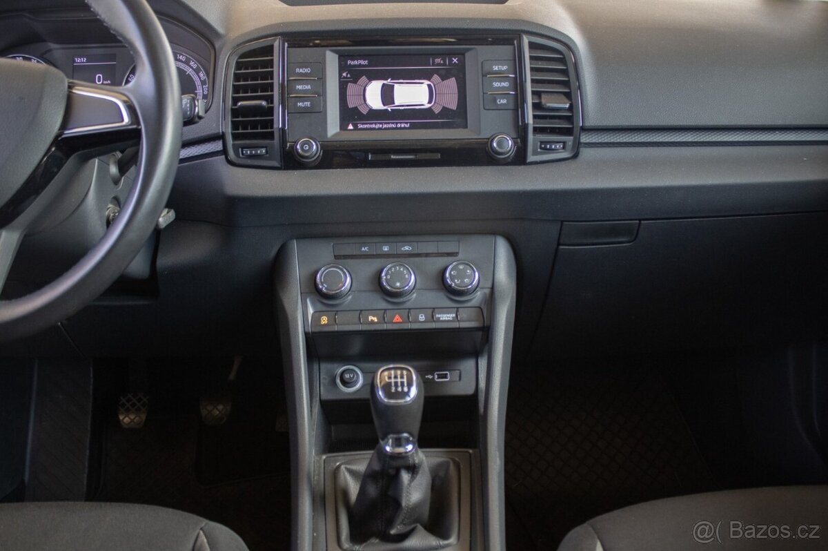 Škoda Karoq 1.6TDI Life M6 - 14