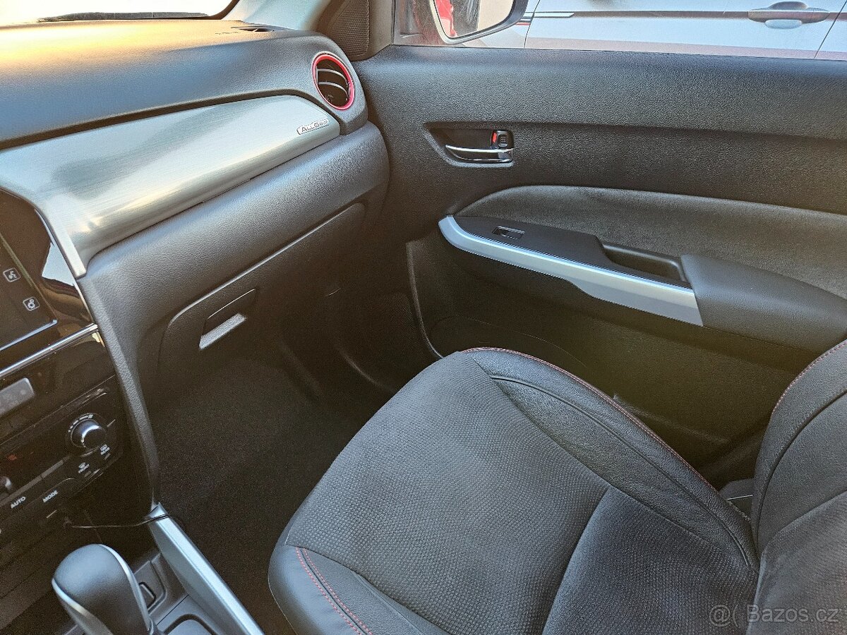 Suzuki Vitara 1.4 BoosterJet 4x4, AT, 103kW, rv. 2018 - 14