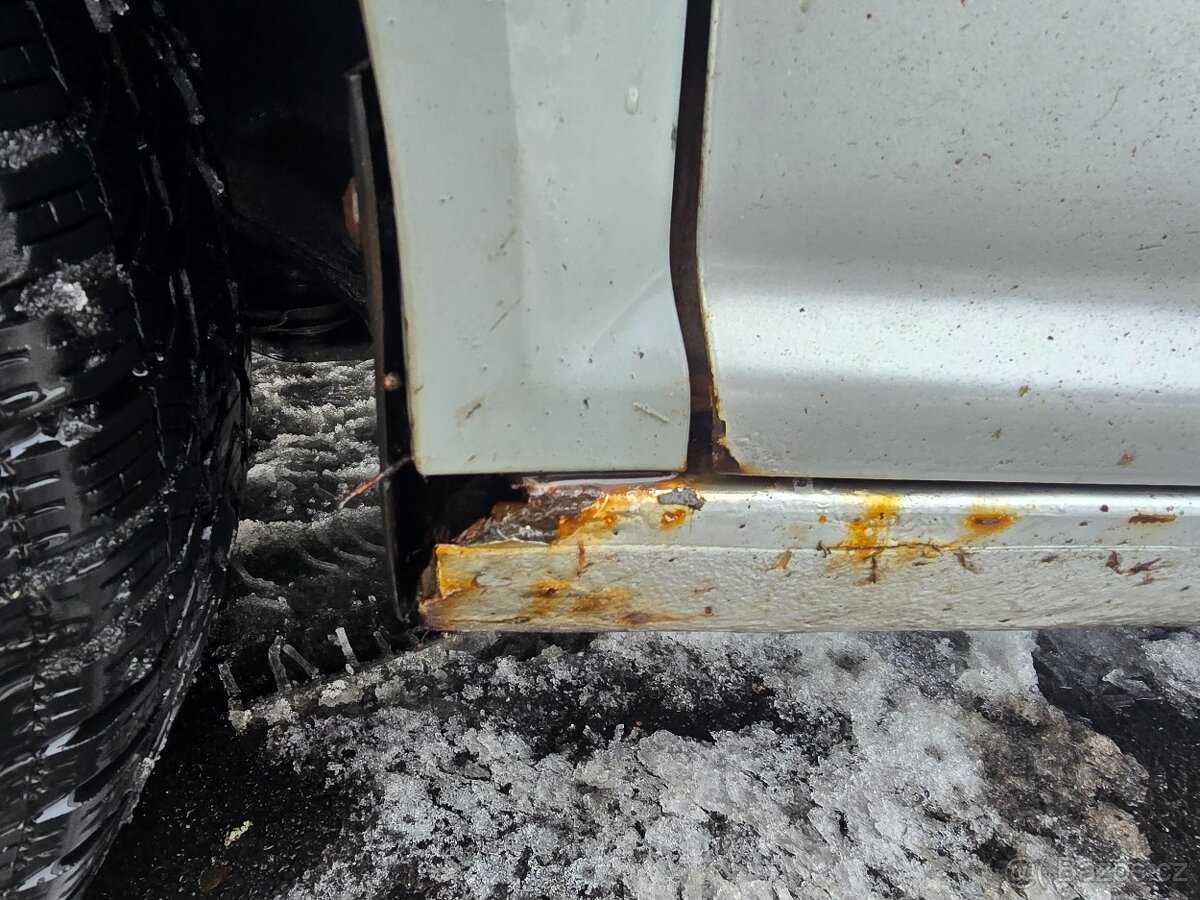 Volkswagen Bora 1.6 77kW - 14