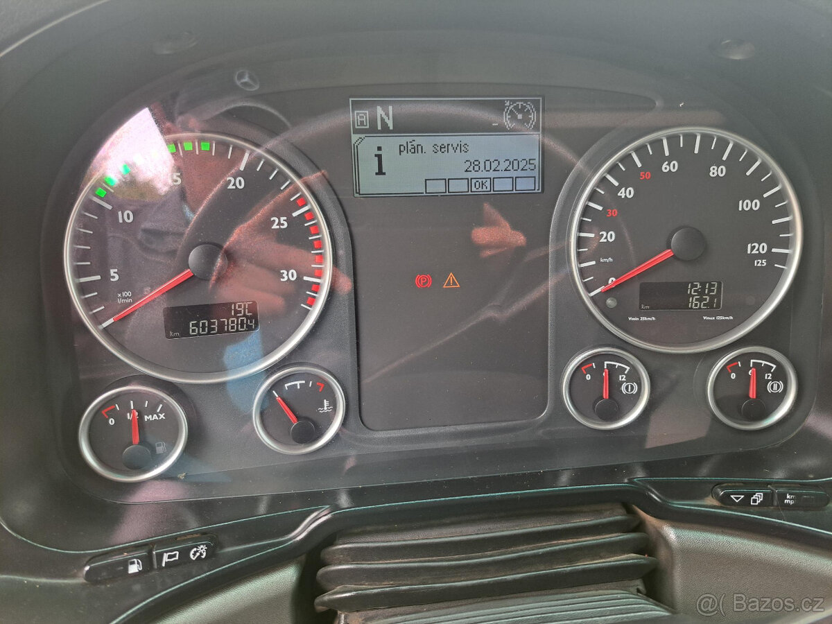 MAN TGX 18.480 tahač, hydraulika - 14