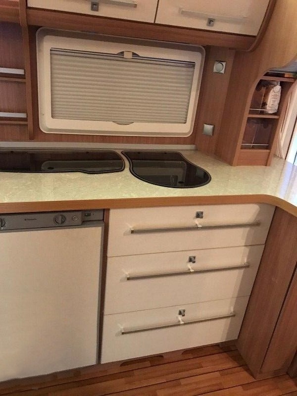 Karavan Knaus Spec. Edice, mover, klima, stan, držák kol - 14