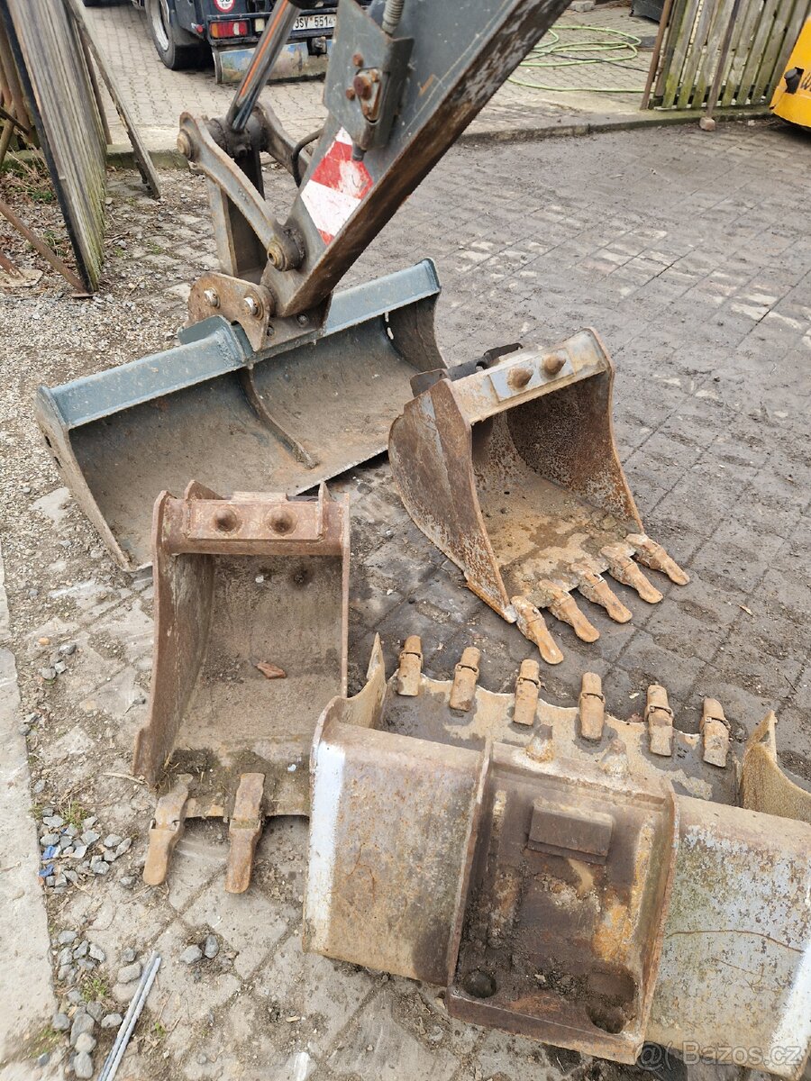 PRODÁM MINIBAGR VOLVO ECR58 PLUS R.V 2007 - 14