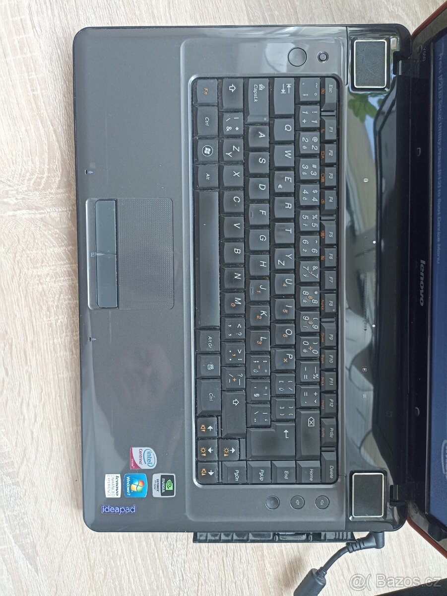 Lenovo IdeaPad Y550 + nabíječka - 14