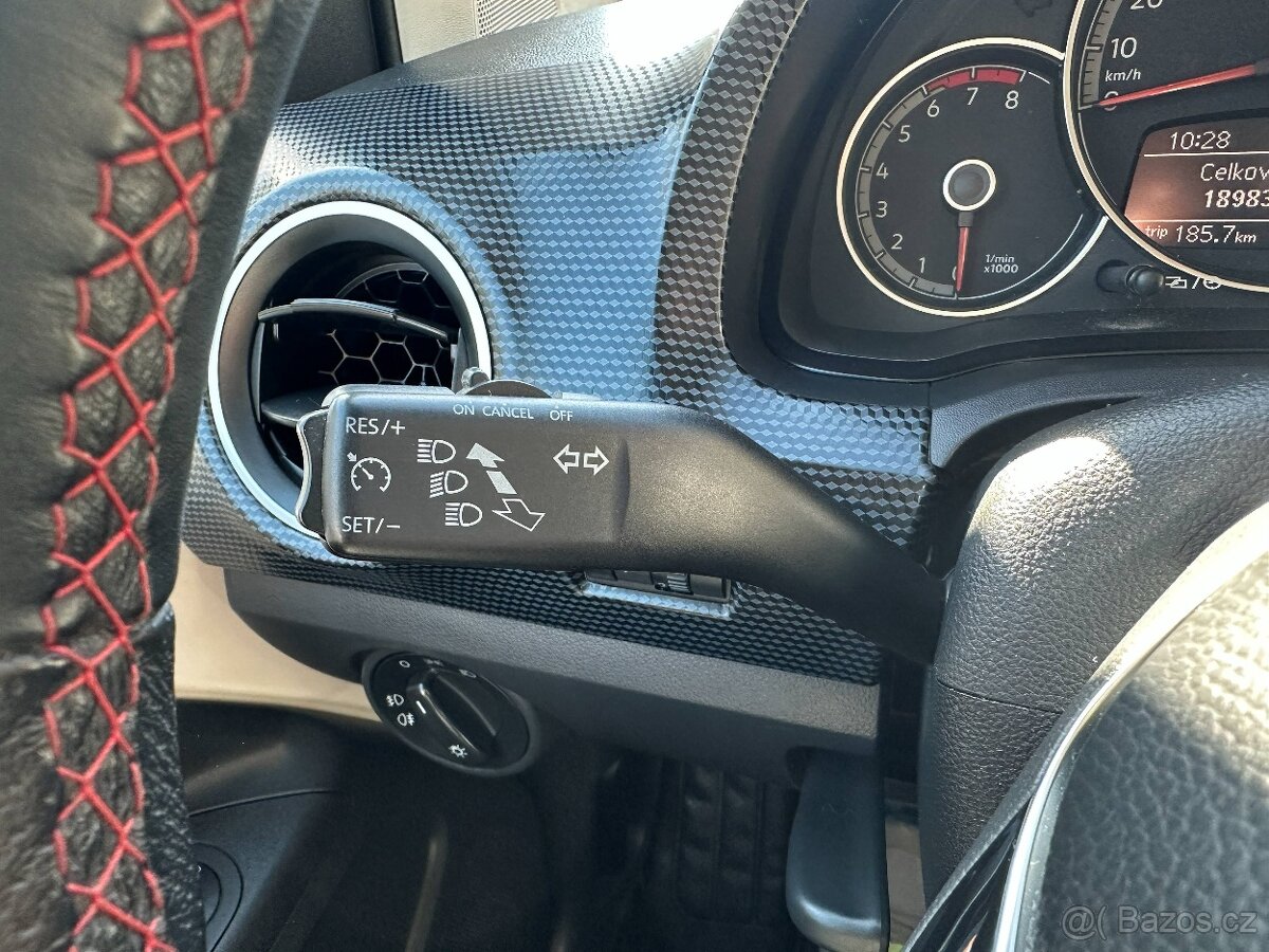 Volkswagen Up, WV UP 1.0 CNG DPH 2017 - 14