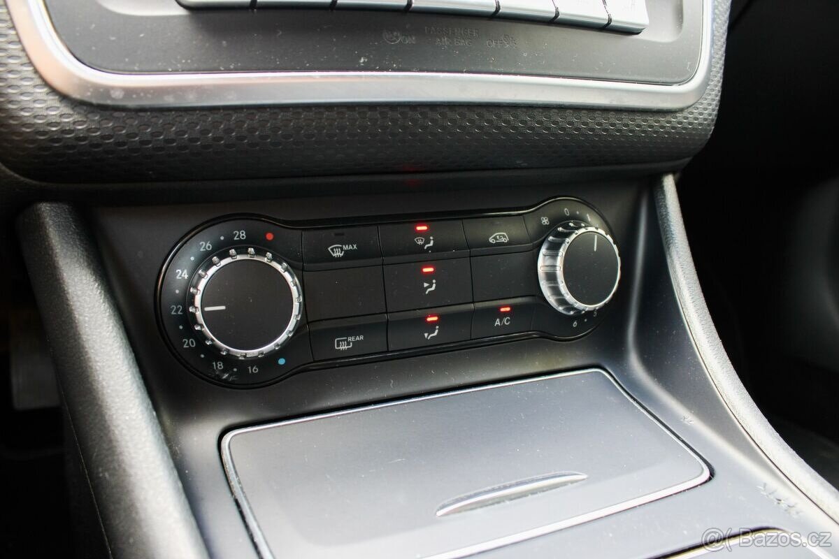 Mercedes - Benz A 160D AMG - packet A/T - 14
