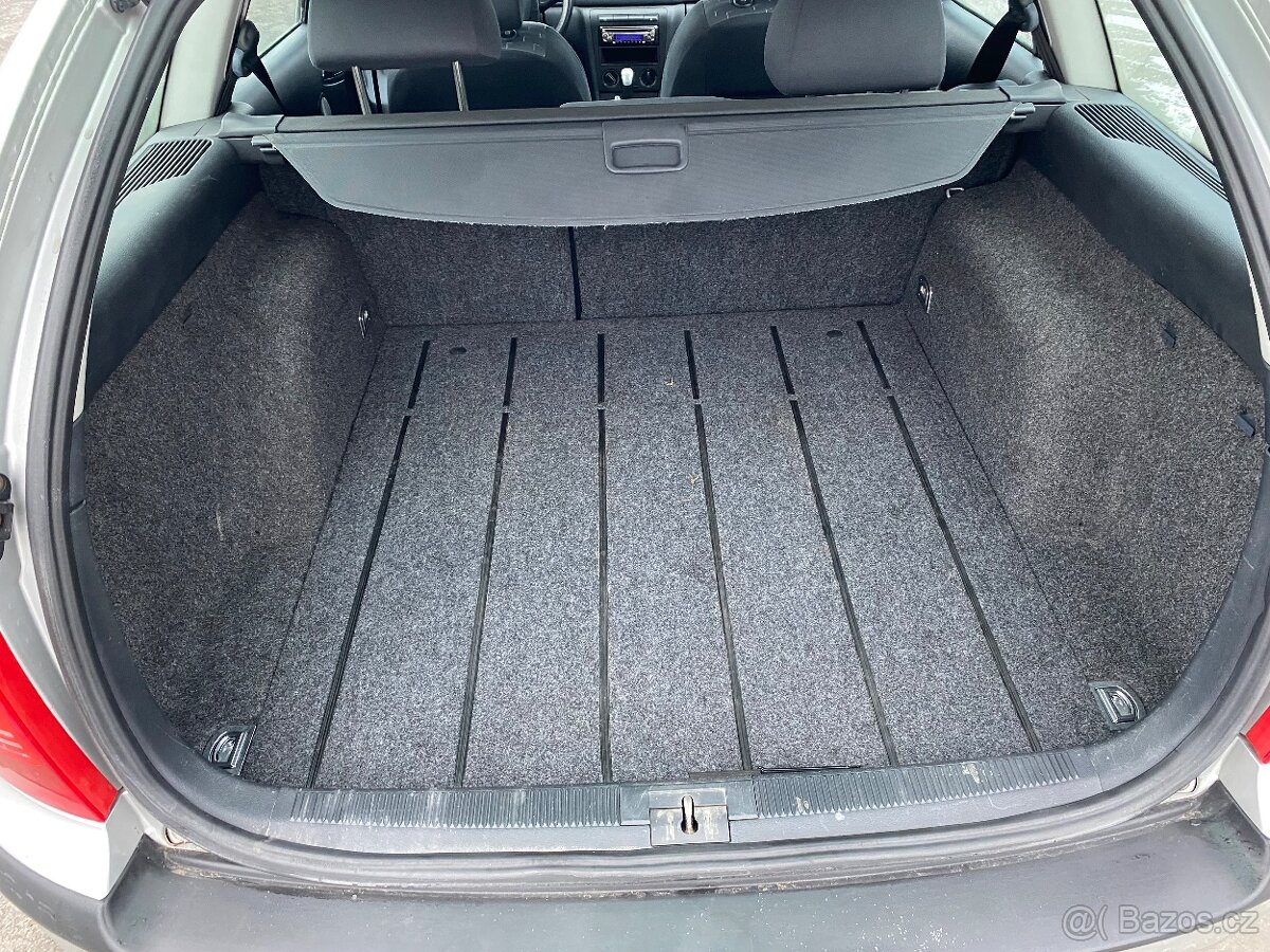 ŠKODA OCTAVIA 1 4X4 2.0 85KW 2003 COMBI - 14