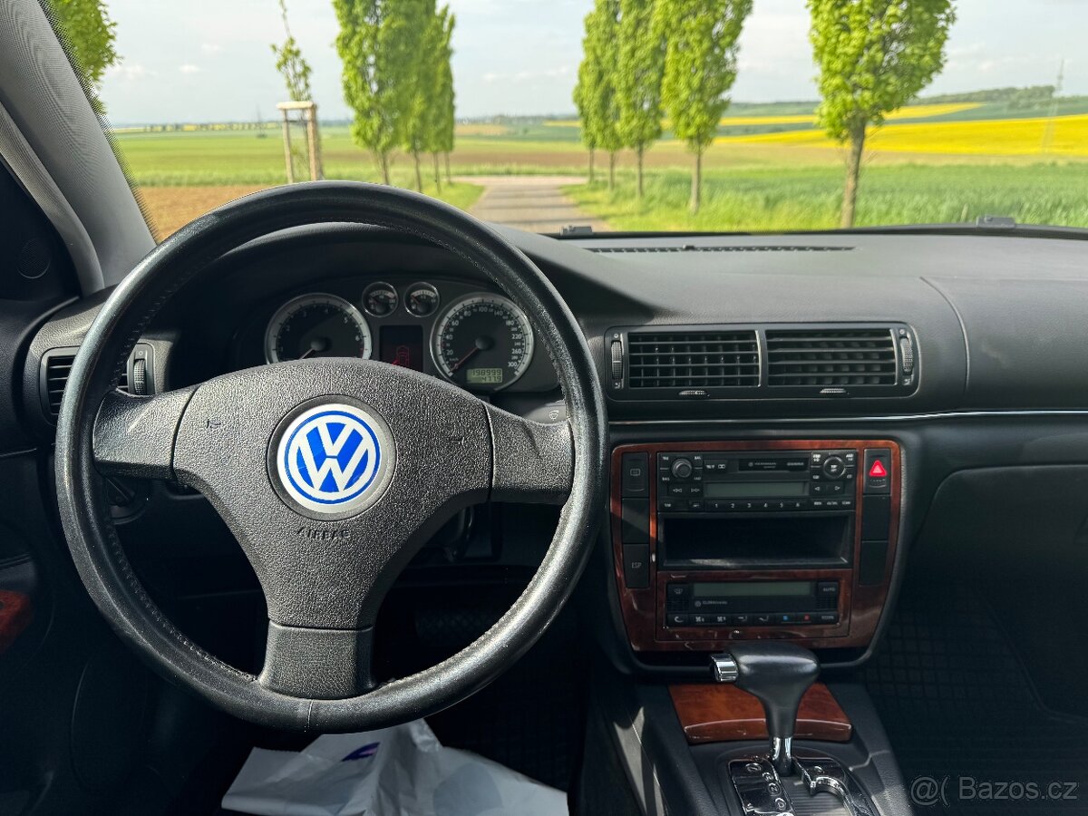 VW Passat VV8, ČR původ, 4x4 automat - 14