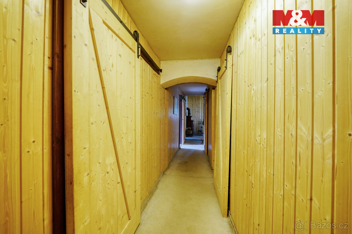 Prodej rodinného domu, 316 m², Bor - 14