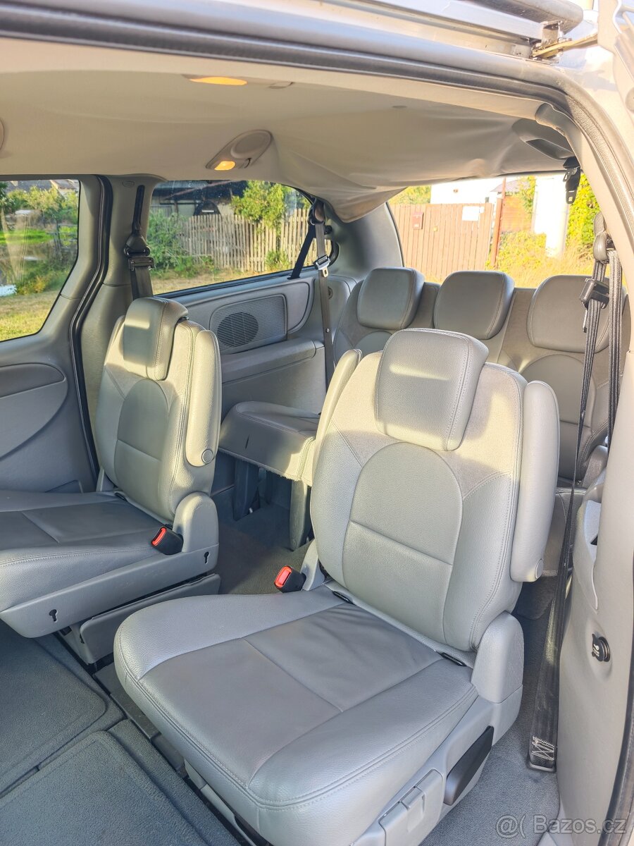 Chrysler Grand Voyager 2.8 CRD - 14