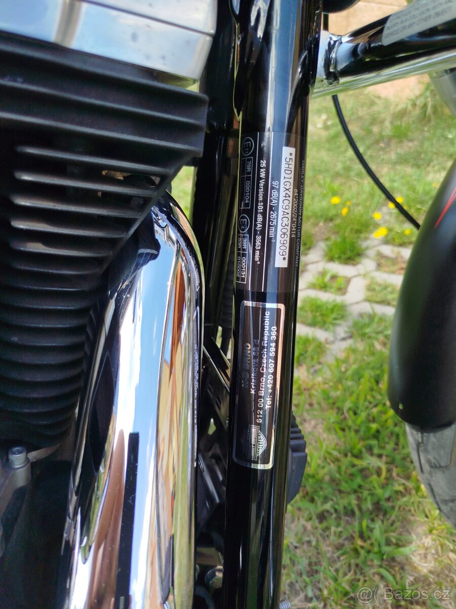 Harley Davidson Dyna Street Bob - 14