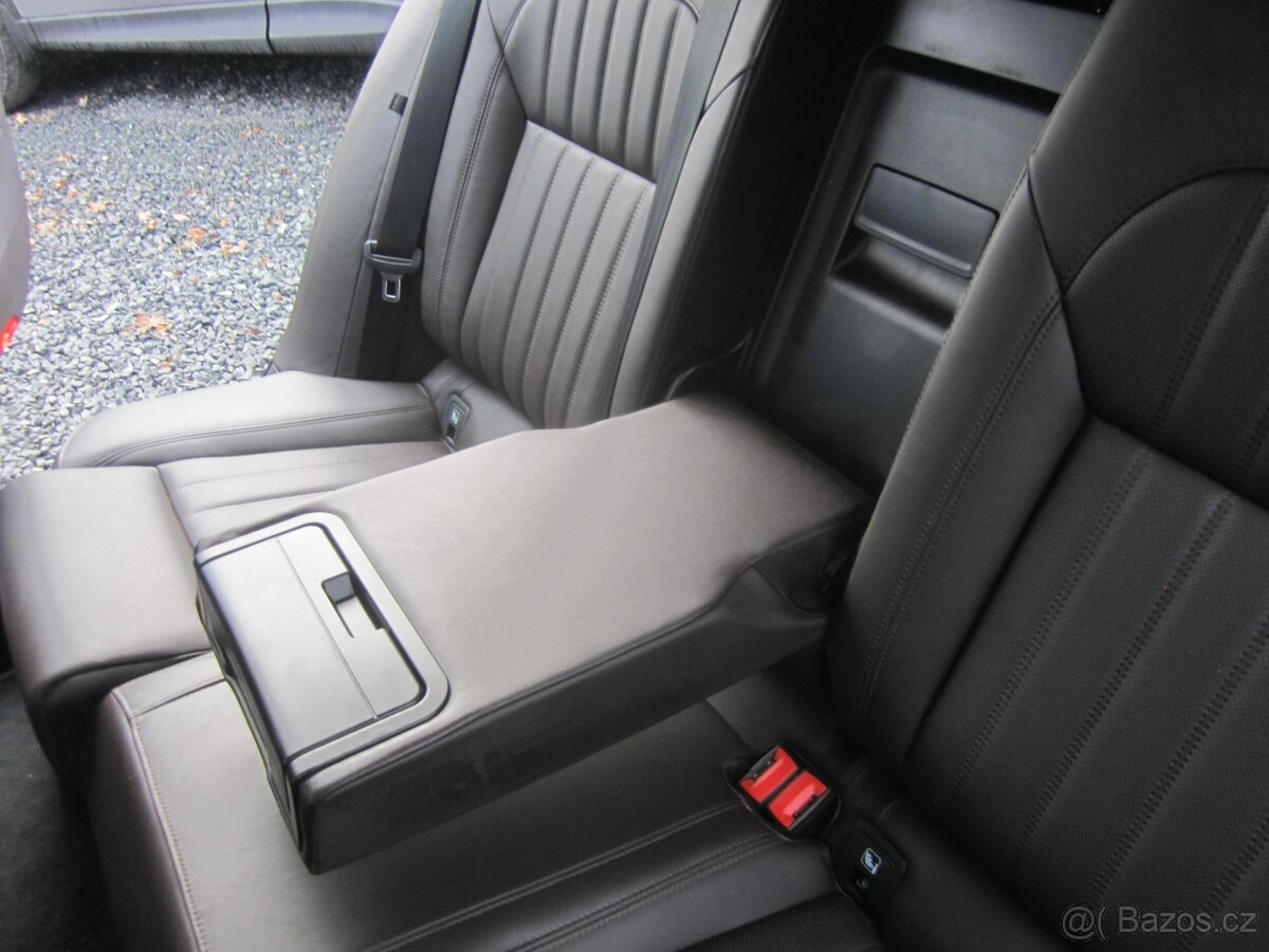 Škoda Superb 2.0TSi 200kW L&K 4x4 DSG, 1. maj. - 14