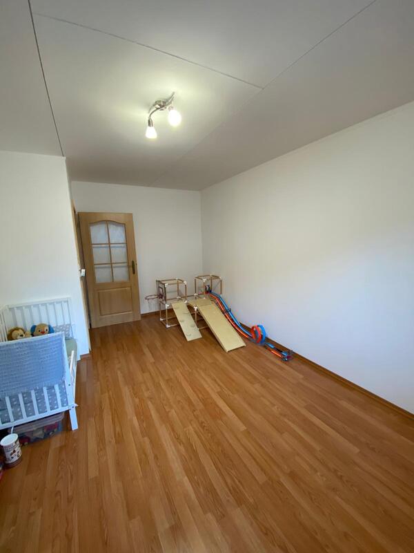 Nabízím pronájem velmi pěkného bytu 3+1 s terasou a zahradou - 14