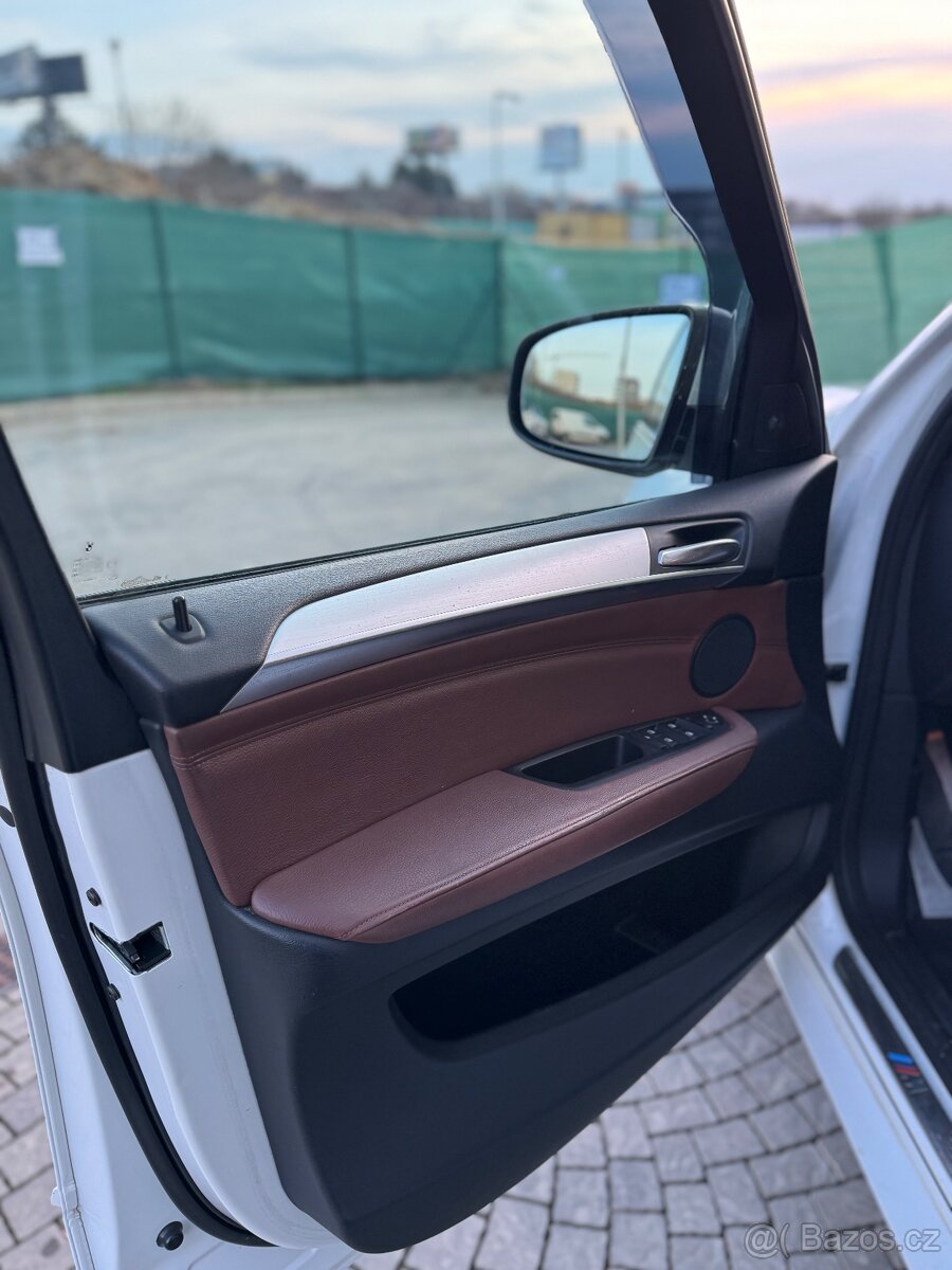 BMW X5 2010 3.0D M Packet - 14