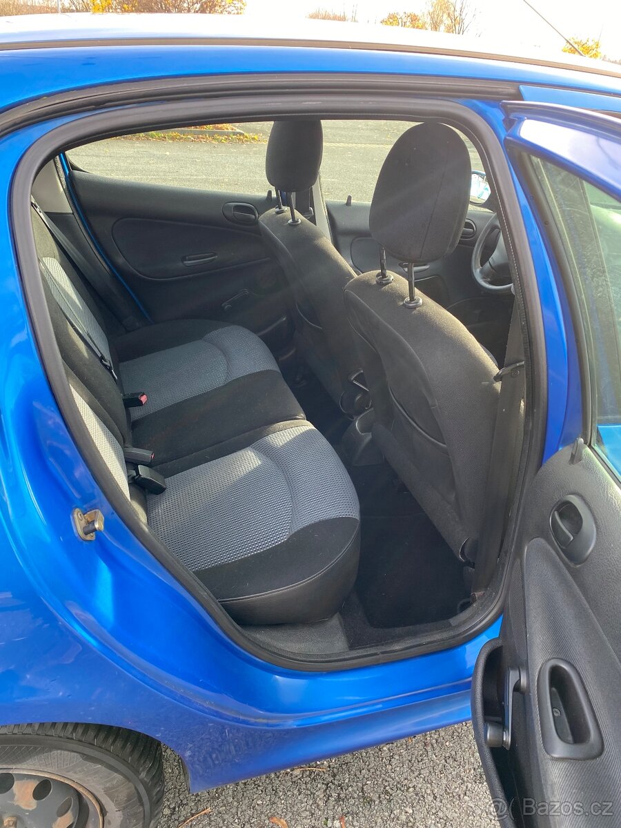 🚗 Pronájem úsporných a spolehlivých aut – pro každou přílež - 14