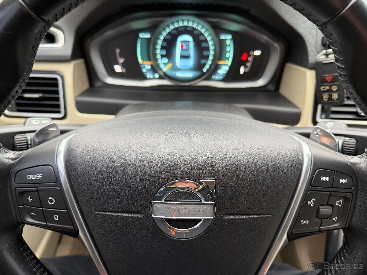 Volvo S80, 2.4 D5 158kW AUTOMAT, KŮŽE - 14