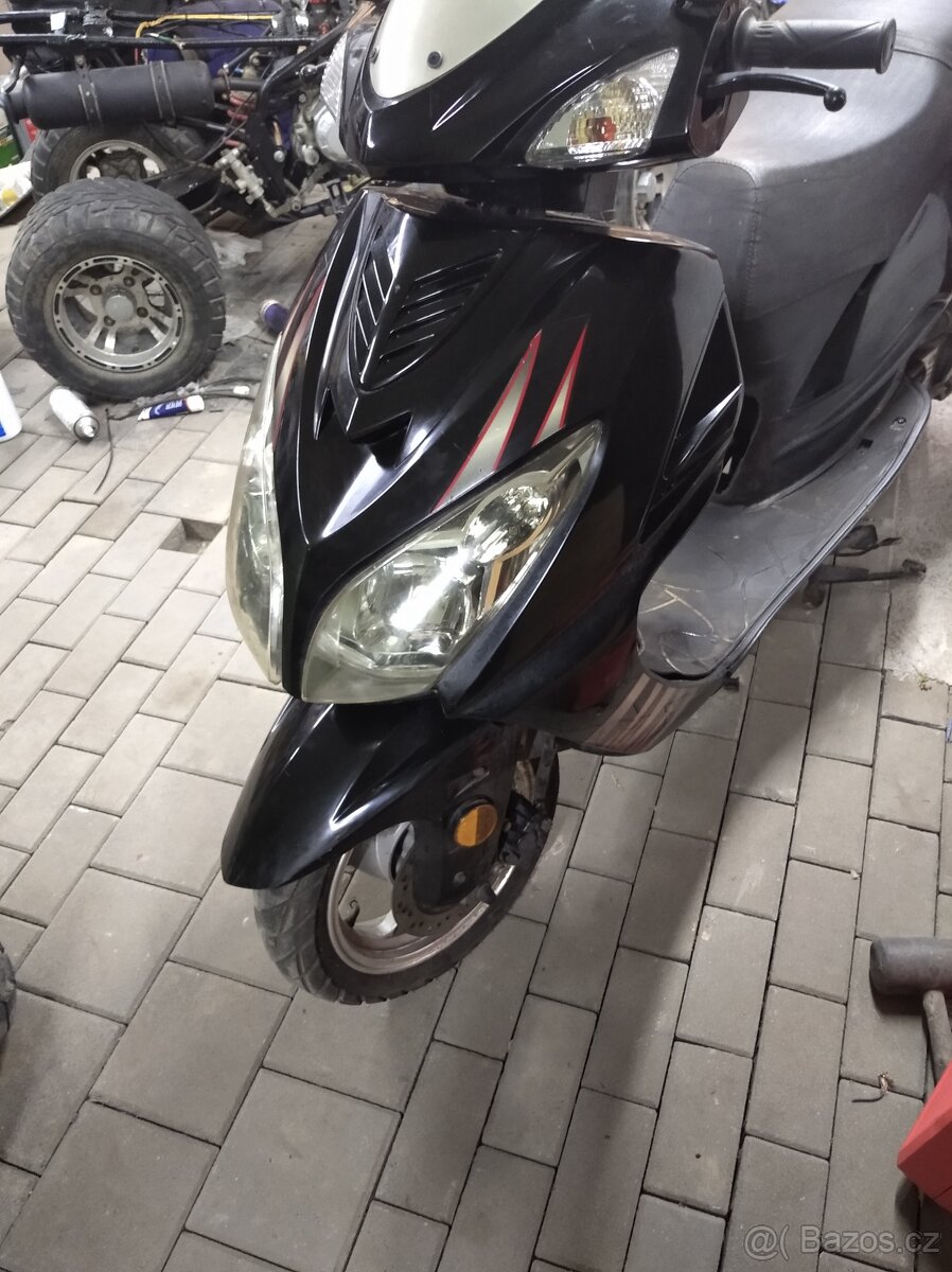 Skútr baotian 50 bez tp na díly pole stavbu přestavbu - 14