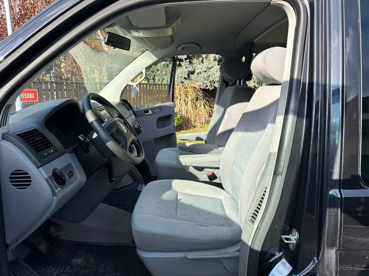 VW MULTIVAN 1.9 TDI RV 2007 NOVÁ STK - 14