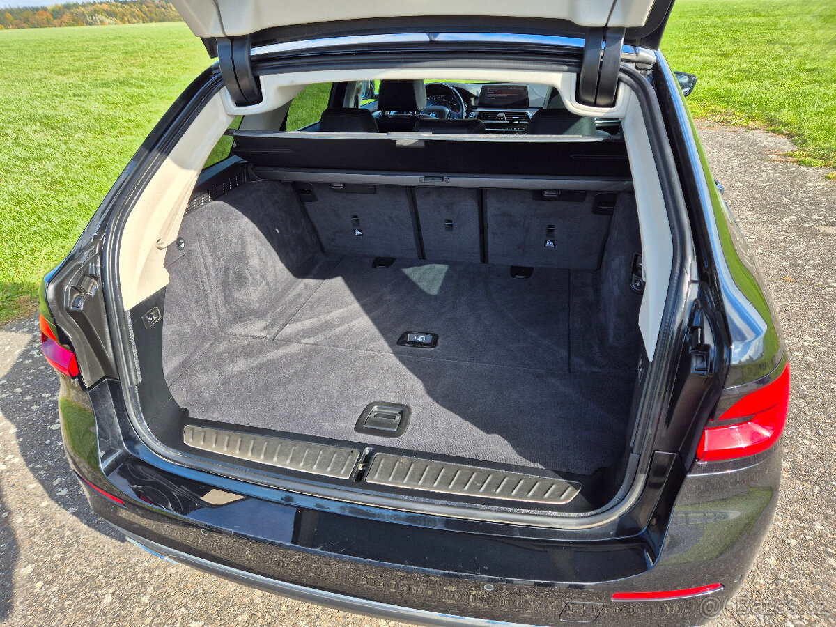 BMW Řada 5 520d xDrive Tažné DPH - 14