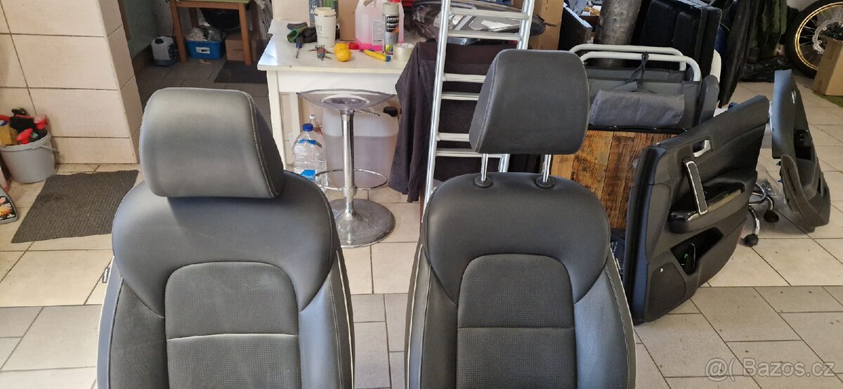 Kia sportage GT IV 2018 kožený interiér - 14