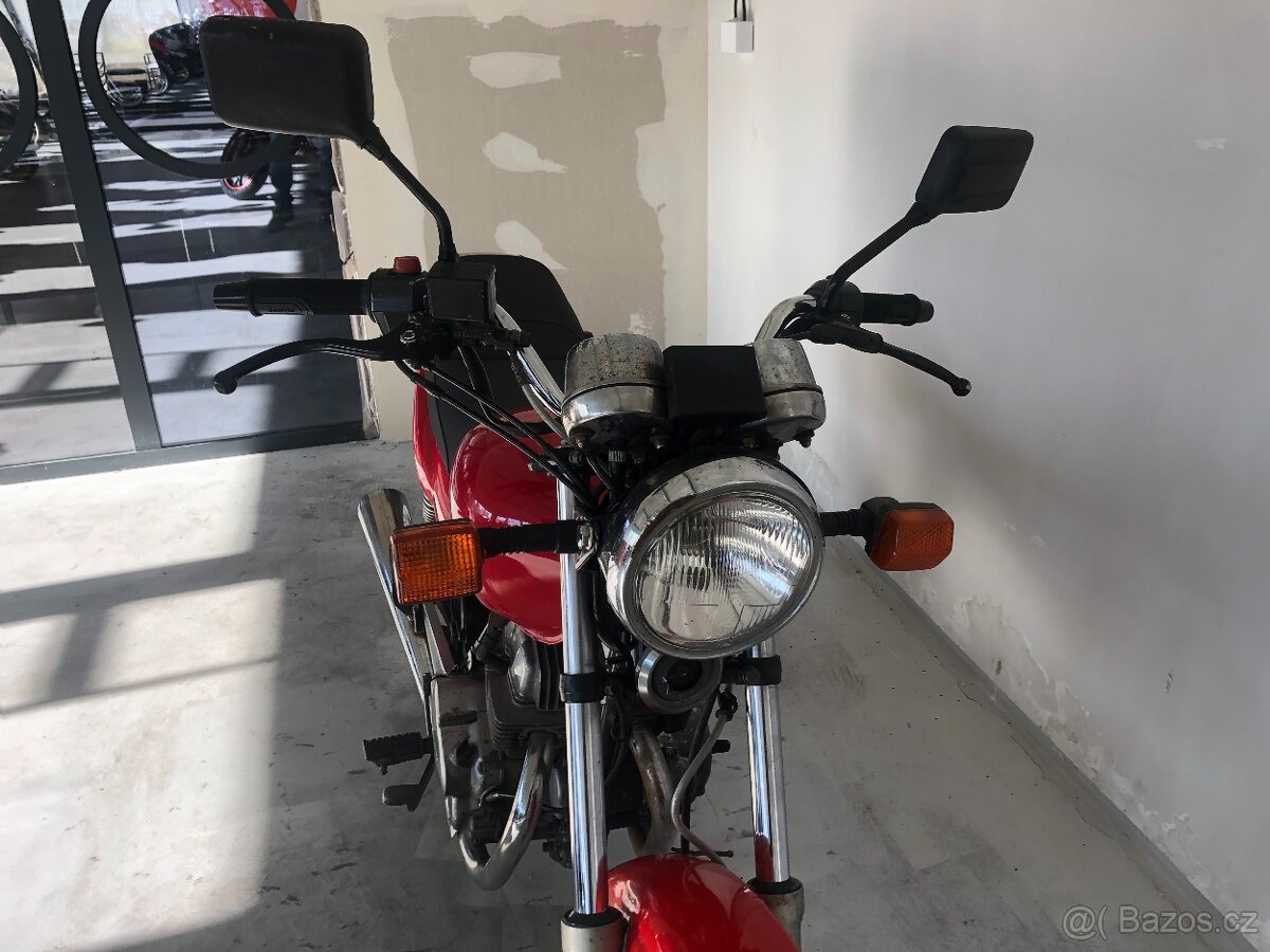 Honda CB250 - 14