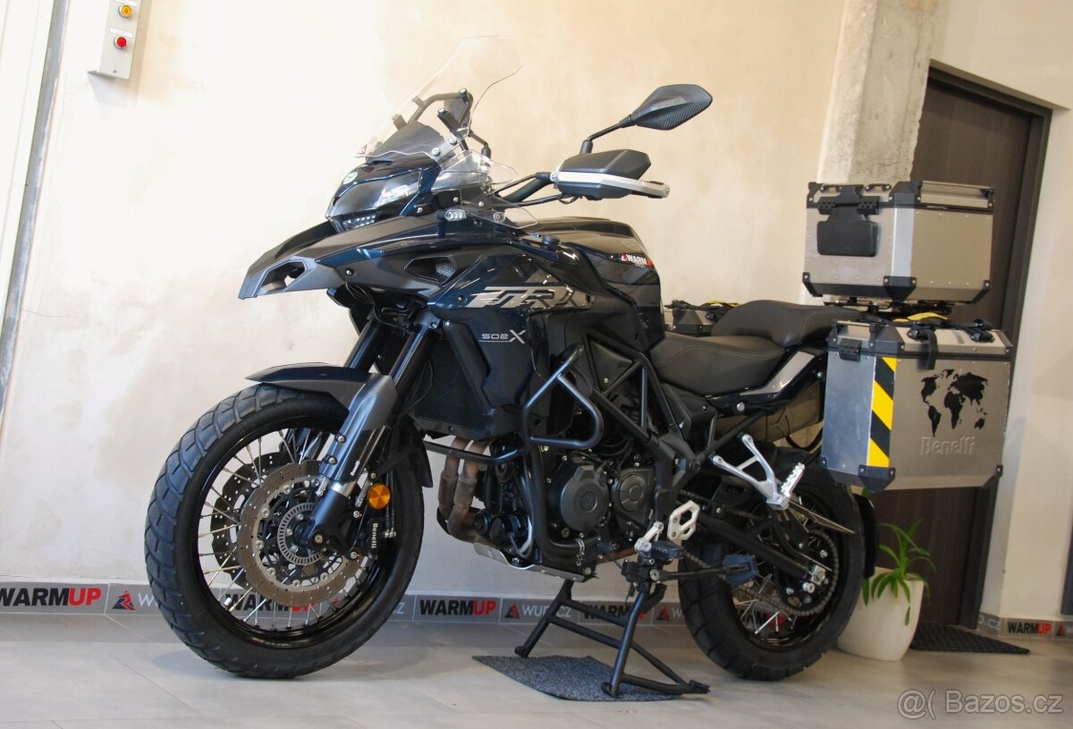 Benelli TRK 502 X - VÝPRODEJ,hezký stav,původ ČR,po 2. maj. - 14